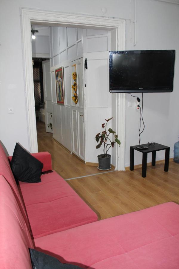 For Those Who Want To Be Close To Beyoglu Istiklal Street Appartement Istanboel Buitenkant foto